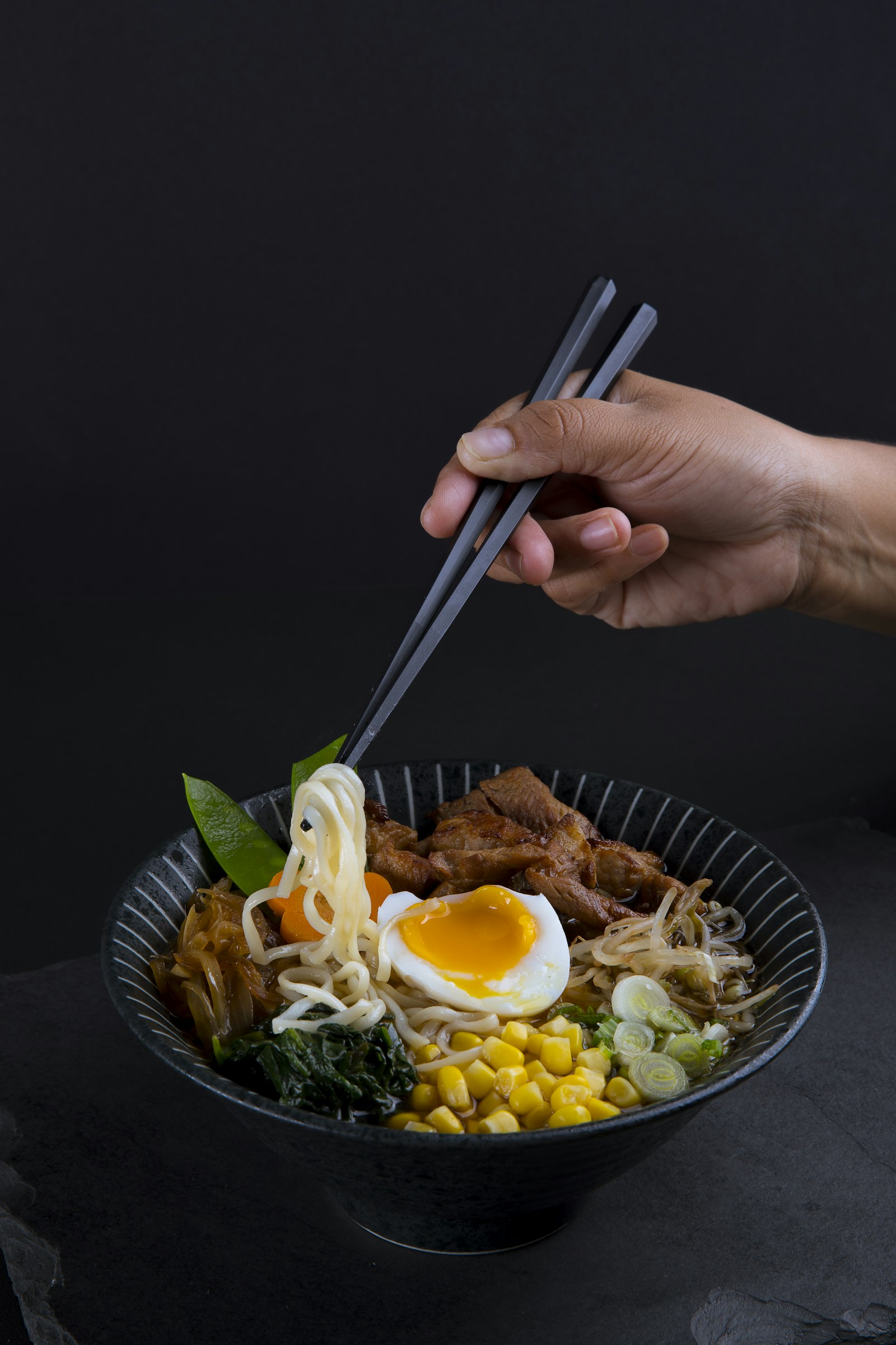 鶏白湯の旨みが詰まった〆の一杯